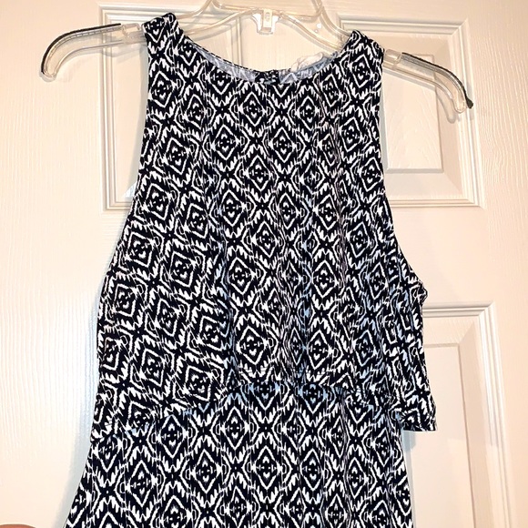 Black and white dress, size L, open back - Picture 2 of 4